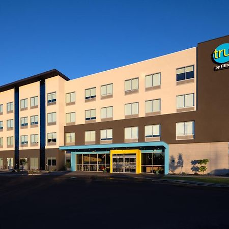 Tru By Hilton Yakima Airport Hotel Exterior photo